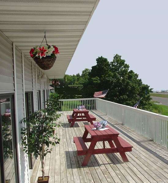  - Americas Best Value Inn Spirit Mountain Duluth - I-35, Exit 249