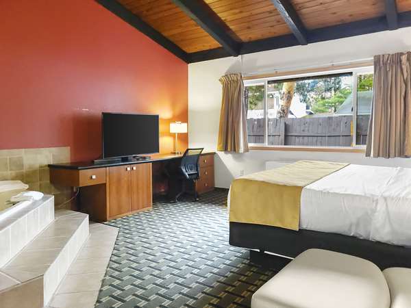  - Americas Best Value Inn Hinckley - I-35, Exit 183