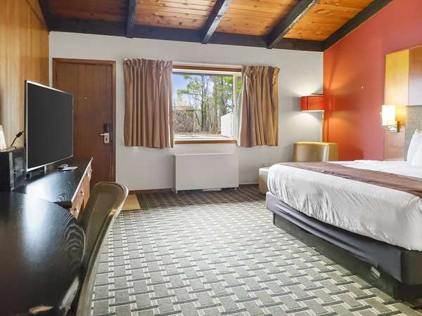  - Americas Best Value Inn Hinckley - I-35, Exit 183