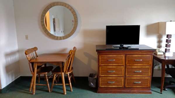  - Americas Best Value Inn Zumbrota