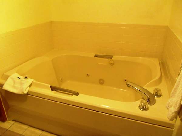  - Americas Best Value Inn & Suites Nevada