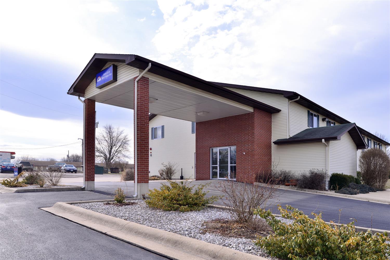 Americas Best Value Inn Seymour Mo See S Exterior View Americas Best Value Inn Seymour