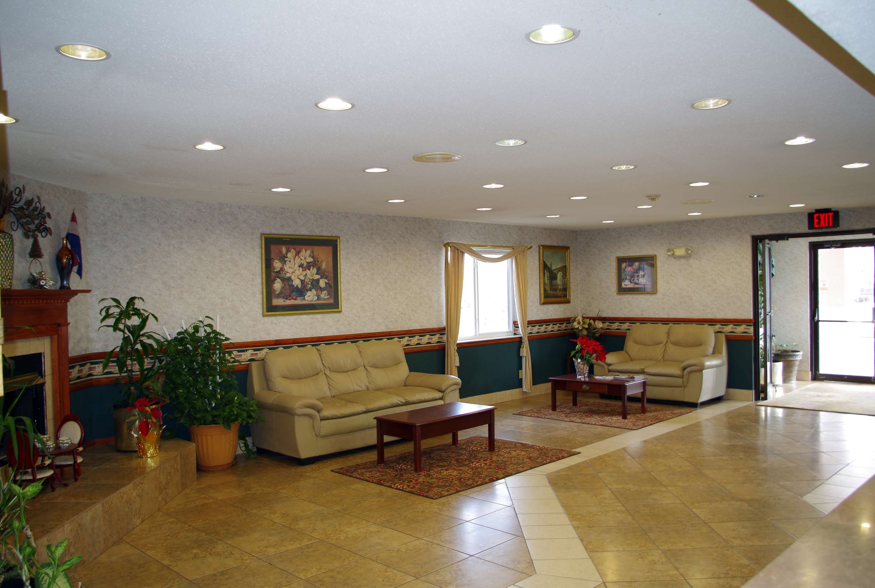 Lobby | Americas Best Value Inn and Suites Saint Charles