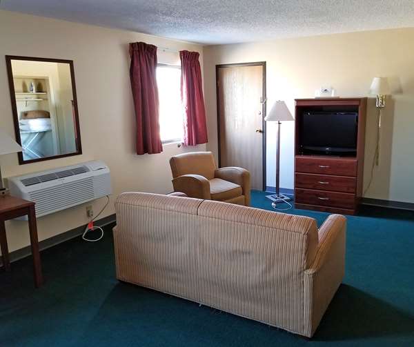 Suite - Americas Best Value Inn South St Louis - I-55, Exit 197