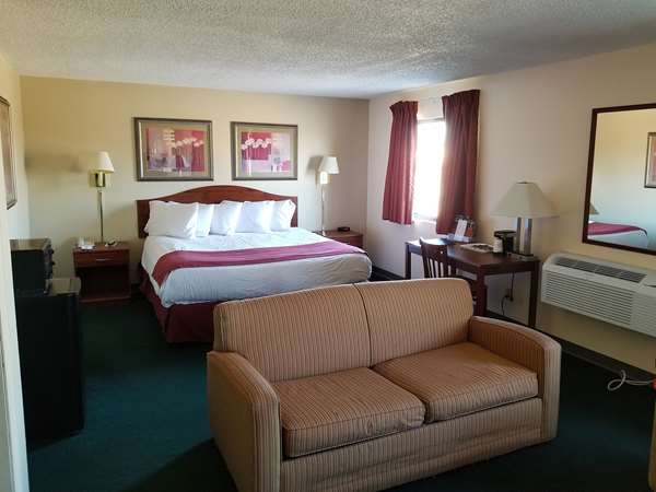 Suite - Americas Best Value Inn South St Louis - I-55, Exit 197