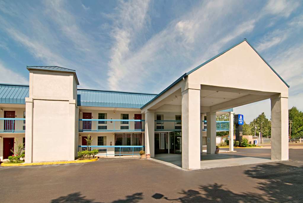 Americas Best Value Inn & Suites