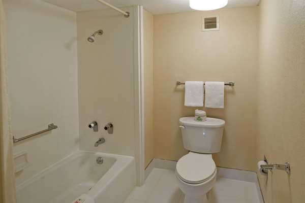  - Americas Best Value Inn Forest - I-20, Exit 88