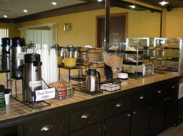  - Americas Best Value Inn & Suites Winona
