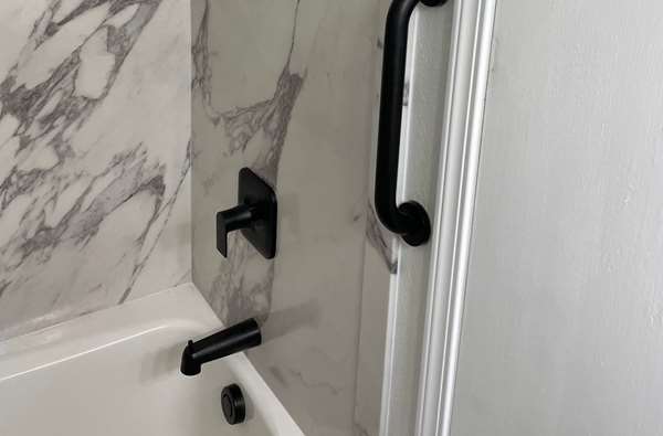  - Americas Best Value Inn Polson