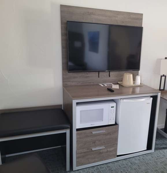  - Americas Best Value Inn Polson