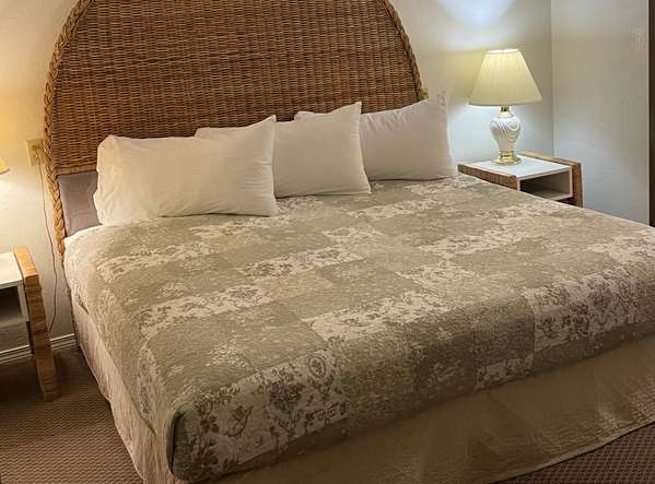  - Americas Best Value Inn Polson