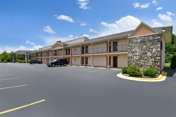 Exterior view - Americas Best Value Inn Canton - I-40, Exit 31