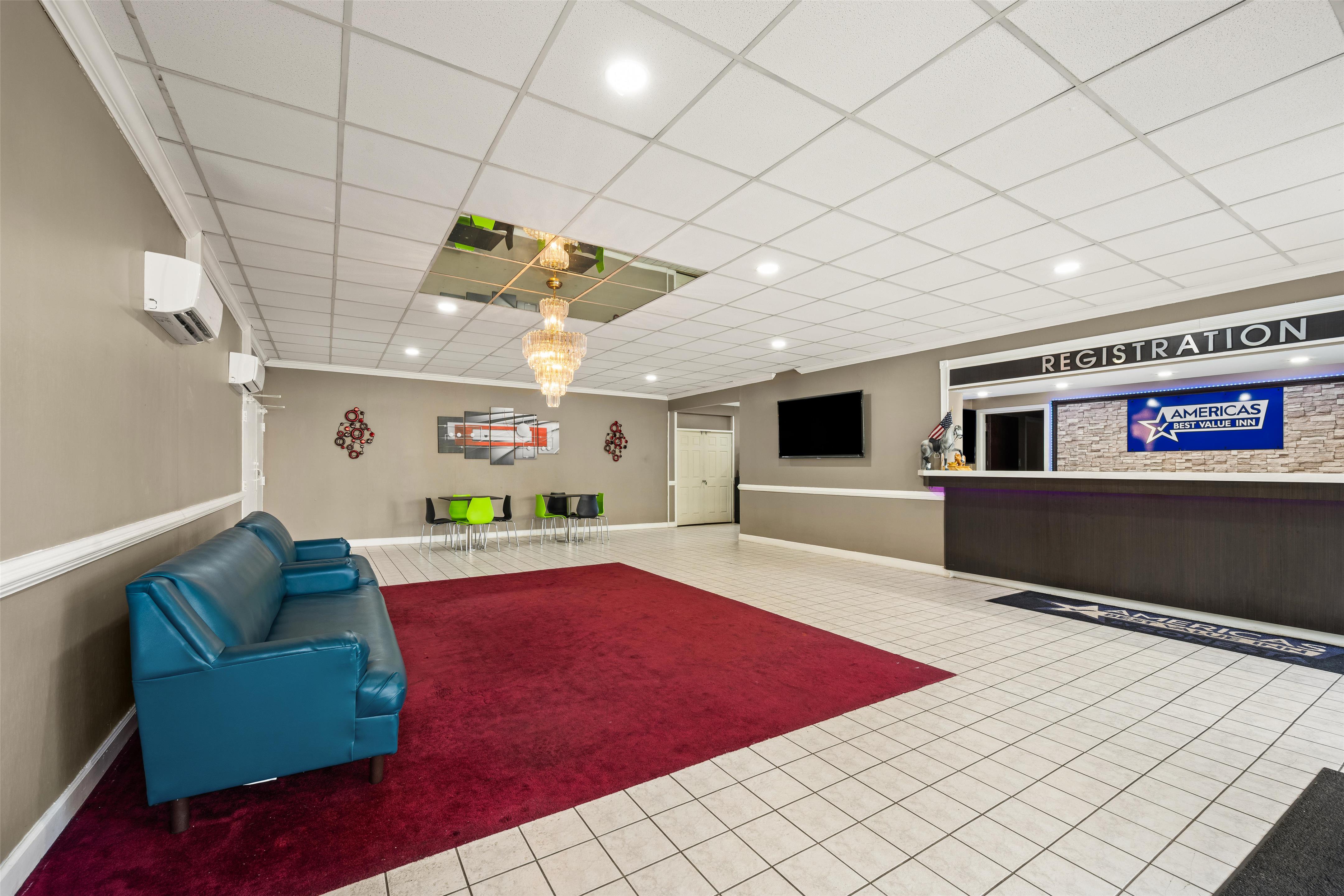 NC Lobby | Americas Best Value Inn - Wilson