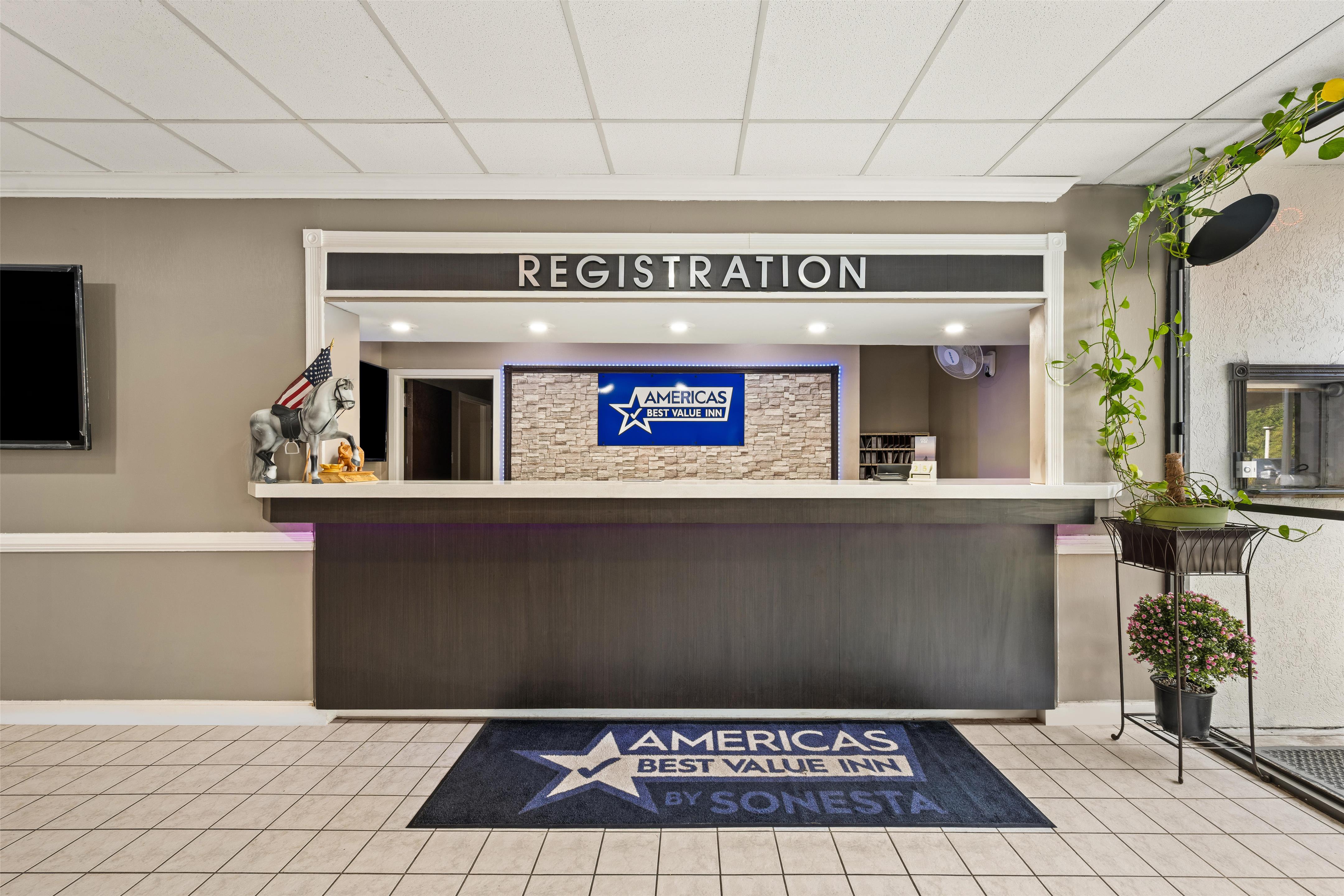 NC Lobby | Americas Best Value Inn - Wilson