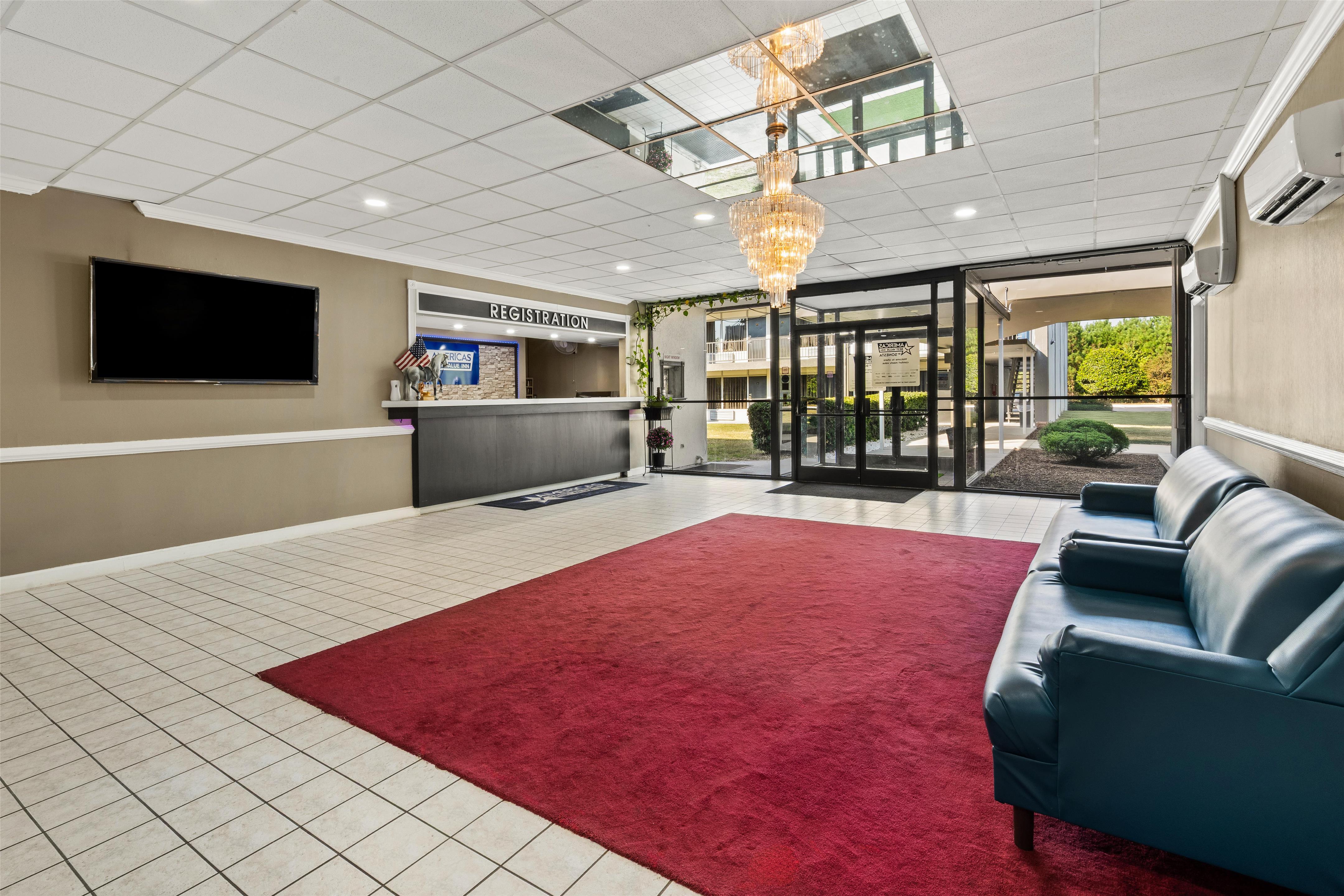 NC Lobby | Americas Best Value Inn - Wilson