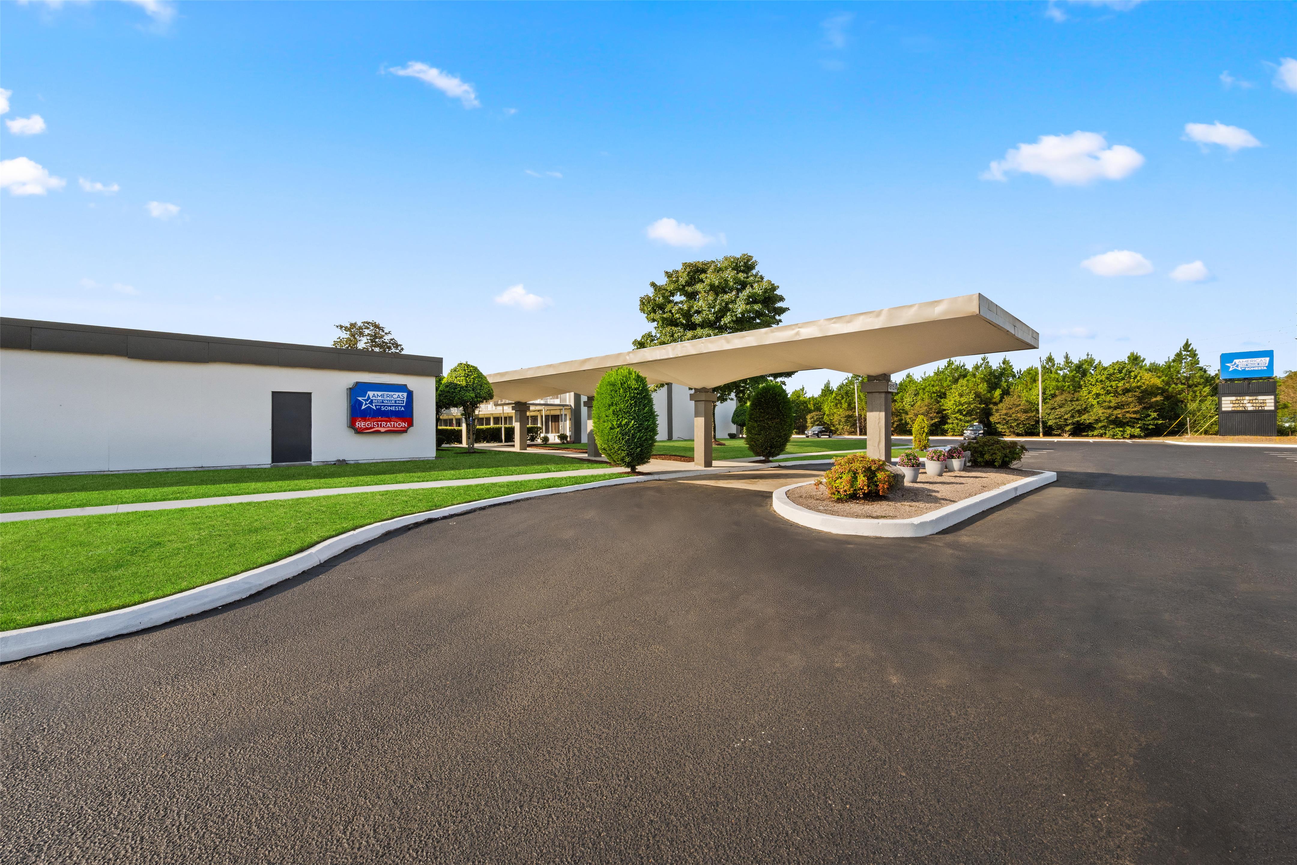 NC Exterior | Americas Best Value Inn - Wilson