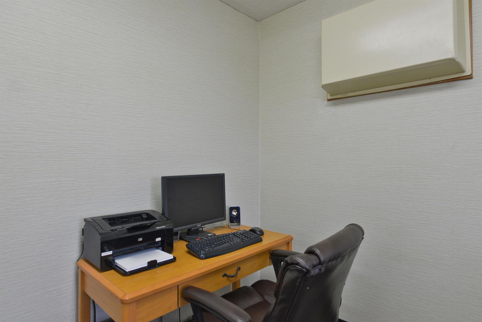 Business Center | Americas Best Value Inn & Suites Bismarck