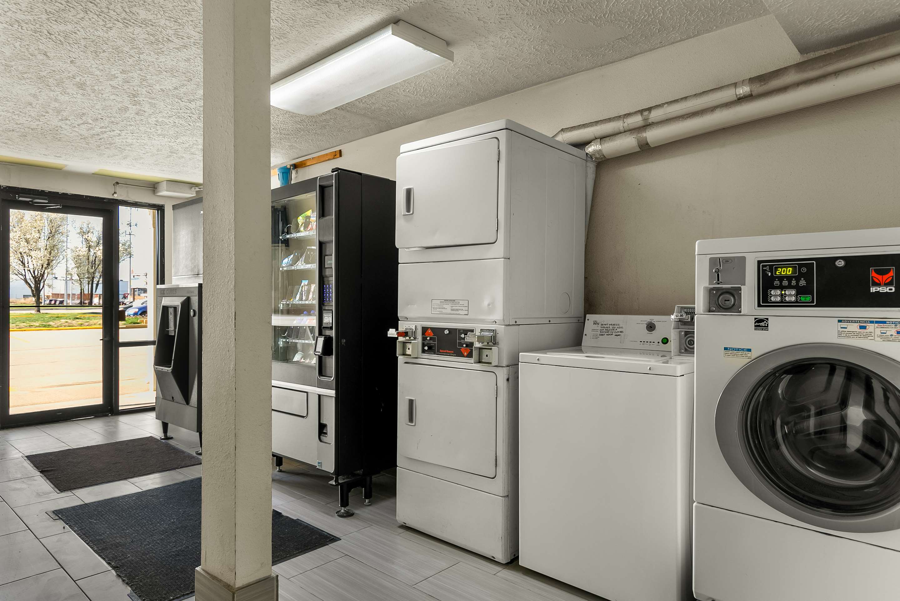NE Vending amp Laundry | Americas Best Value Inn Lincoln
