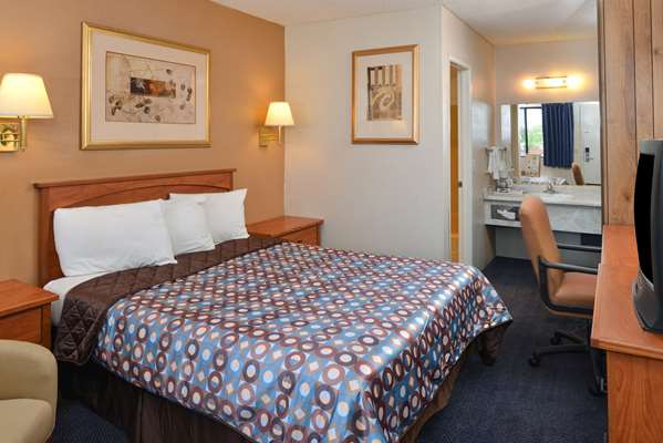  - Americas Best Value Inn Carson City