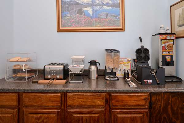  - Americas Best Value Inn Carson City