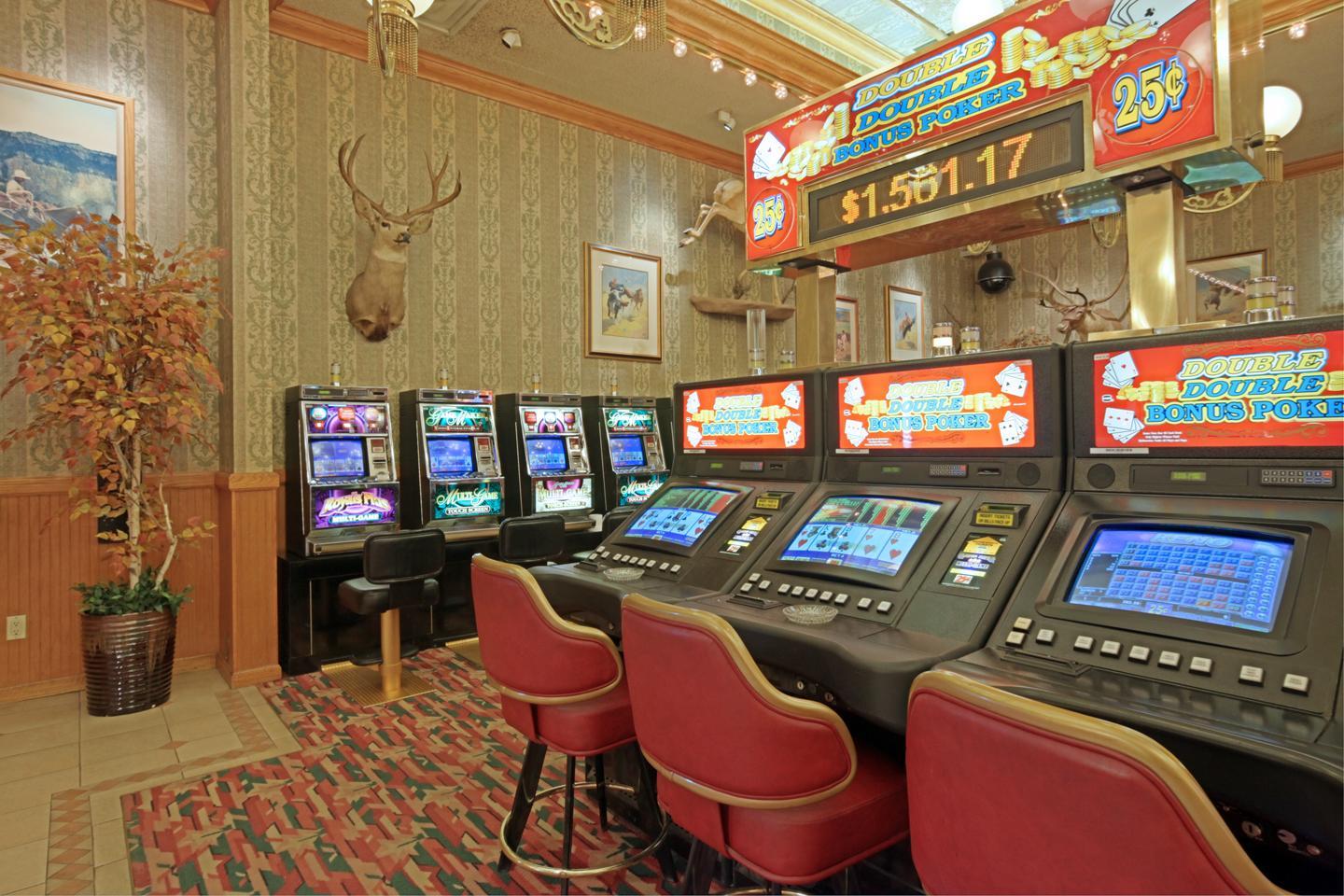 Casino | Gold Country Casino by Red Lion Hotels