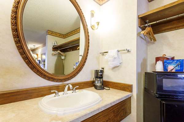  - Gold Country Inn & Casino Elko - I-80, Exit 303