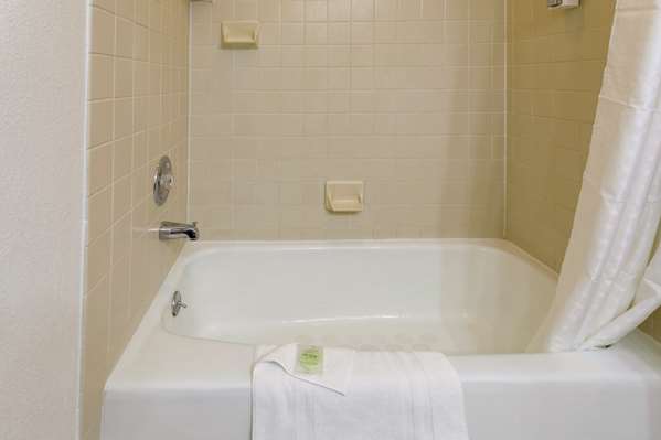  - Gold Country Inn & Casino Elko - I-80, Exit 303