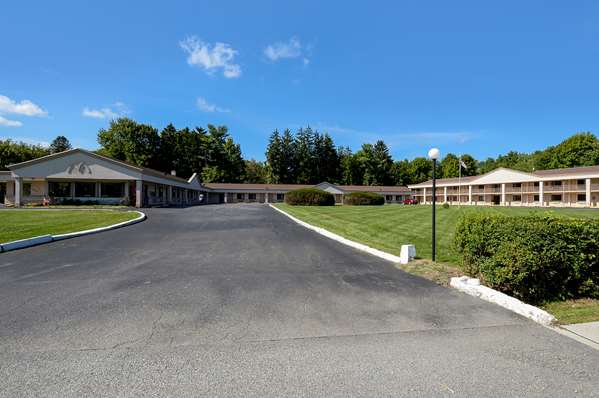 Exterior view - Americas Best Value Inn Central Valley