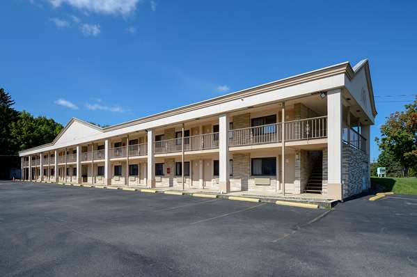 Exterior view - Americas Best Value Inn Central Valley
