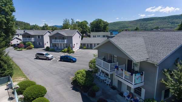 Exterior view - Americas Best Value Inn Lake George