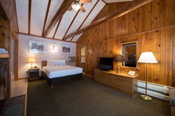 Suite - Americas Best Value Inn Lake George