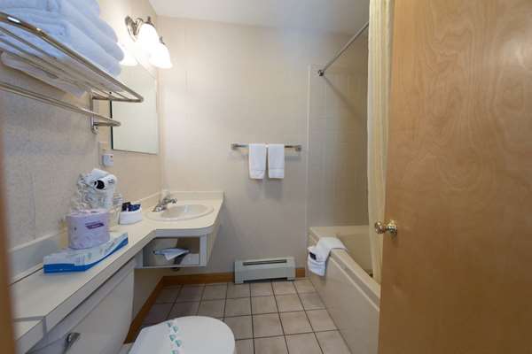  - Americas Best Value Inn Lake George