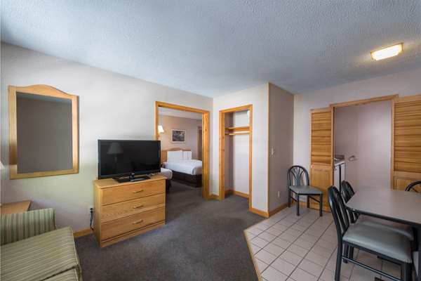  - Americas Best Value Inn Lake George