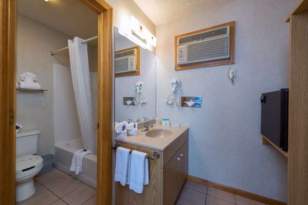  - Americas Best Value Inn Lake George