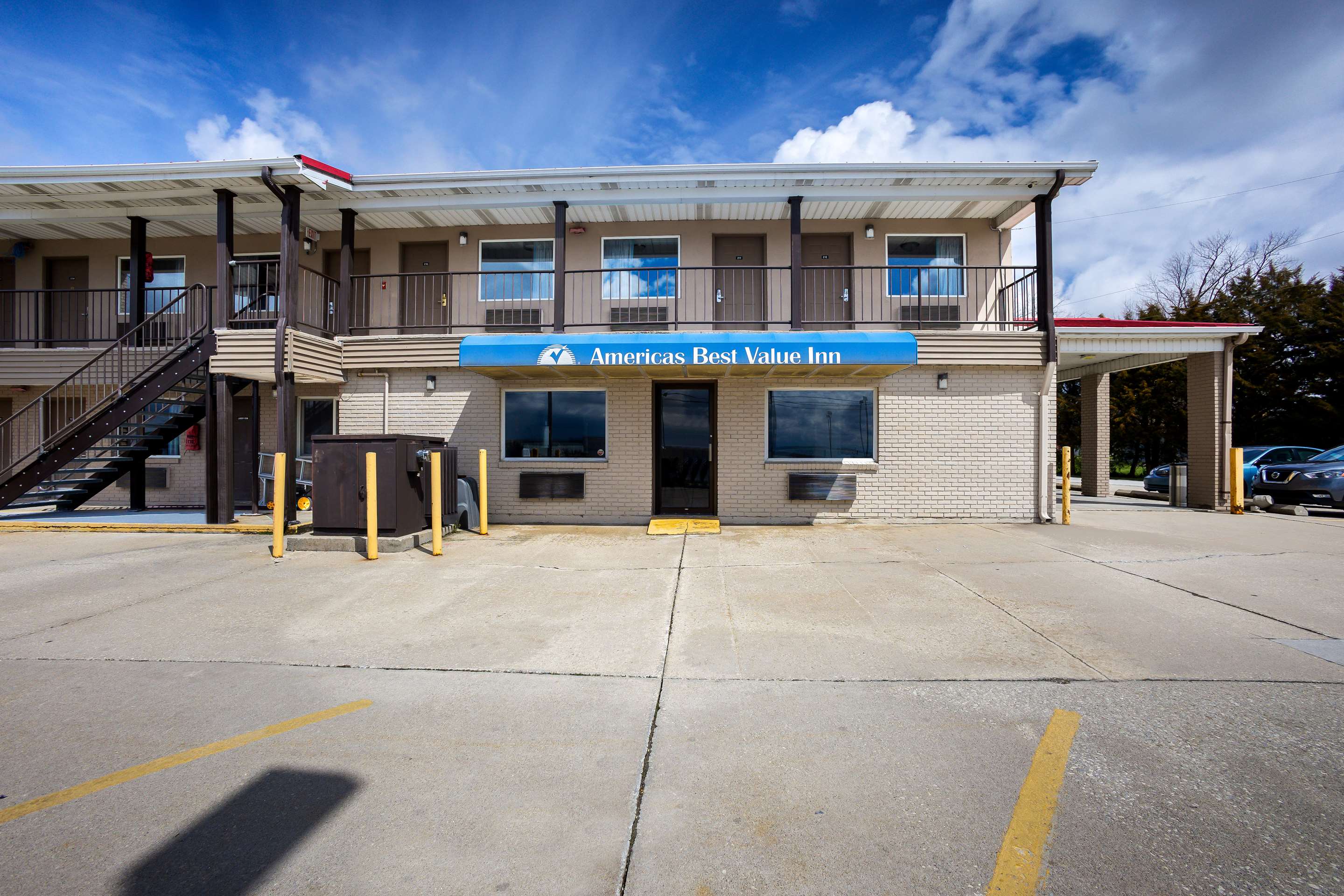 OH Exterior | Americas Best Value Inn-Celina