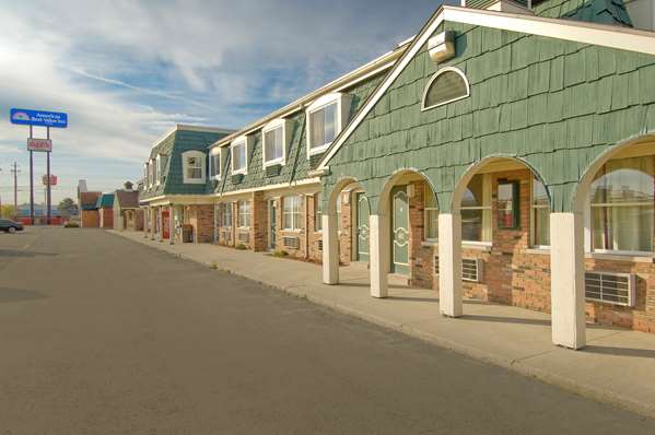 Exterior view - Americas Best Value Inn Marion