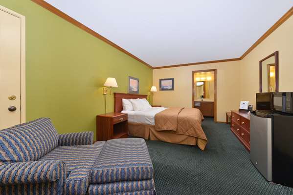  - Americas Best Value Inn Maumee - I-80 & I-90, Exit 59