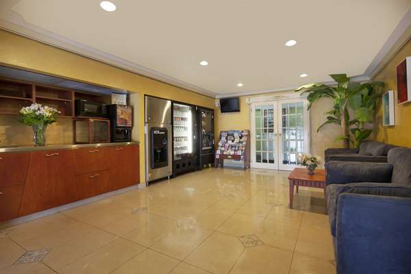  - Canadas Best Value Inn Richmond Hill