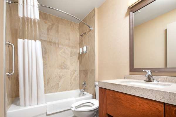  - Canadas Best Value Inn Richmond Hill