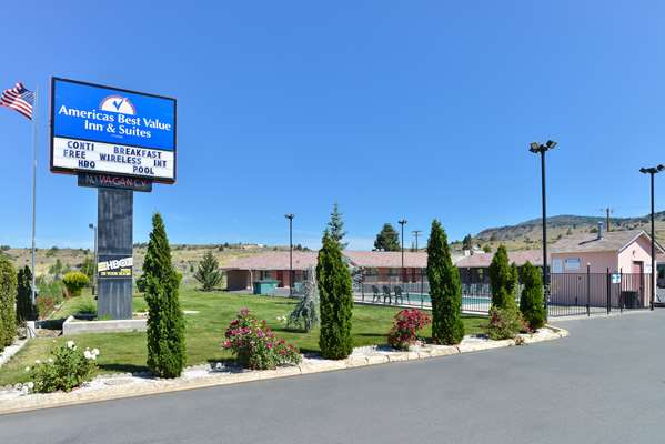 Exterior view - Americas Best Value Inn & Suites Klamath Falls