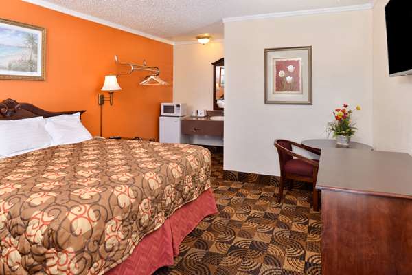  - Americas Best Value Inn & Suites Klamath Falls