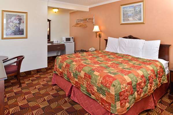  - Americas Best Value Inn & Suites Klamath Falls