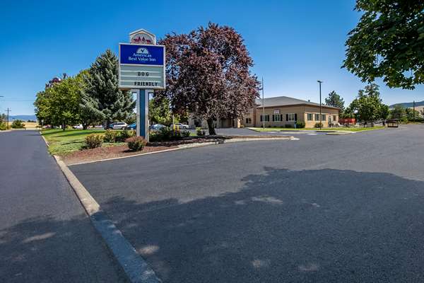 Exterior view - Americas Best Value Inn La Grande