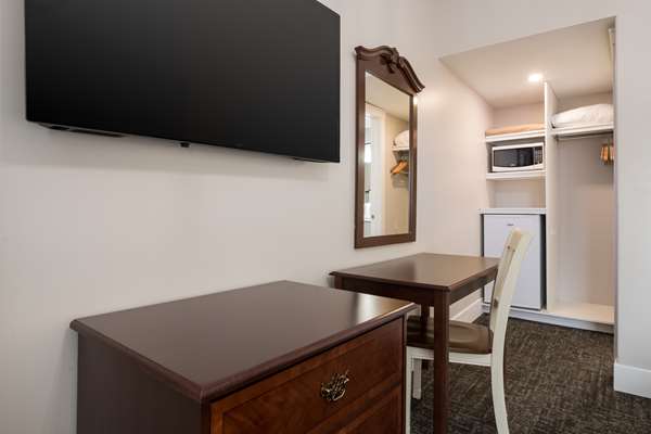  - Canadas Best Value Inn & Suites Charlottetown