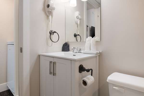  - Canadas Best Value Inn & Suites Charlottetown