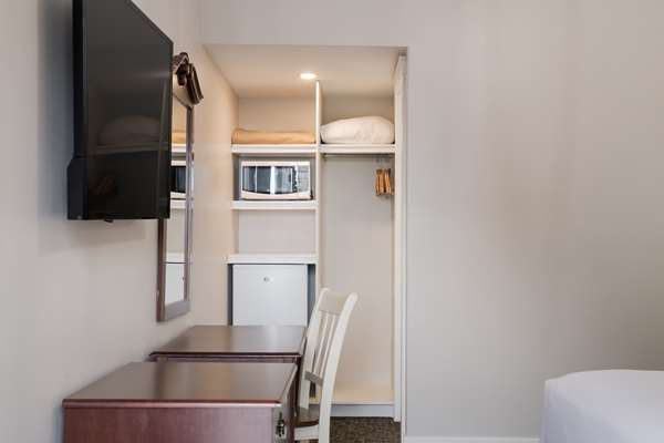  - Canadas Best Value Inn & Suites Charlottetown