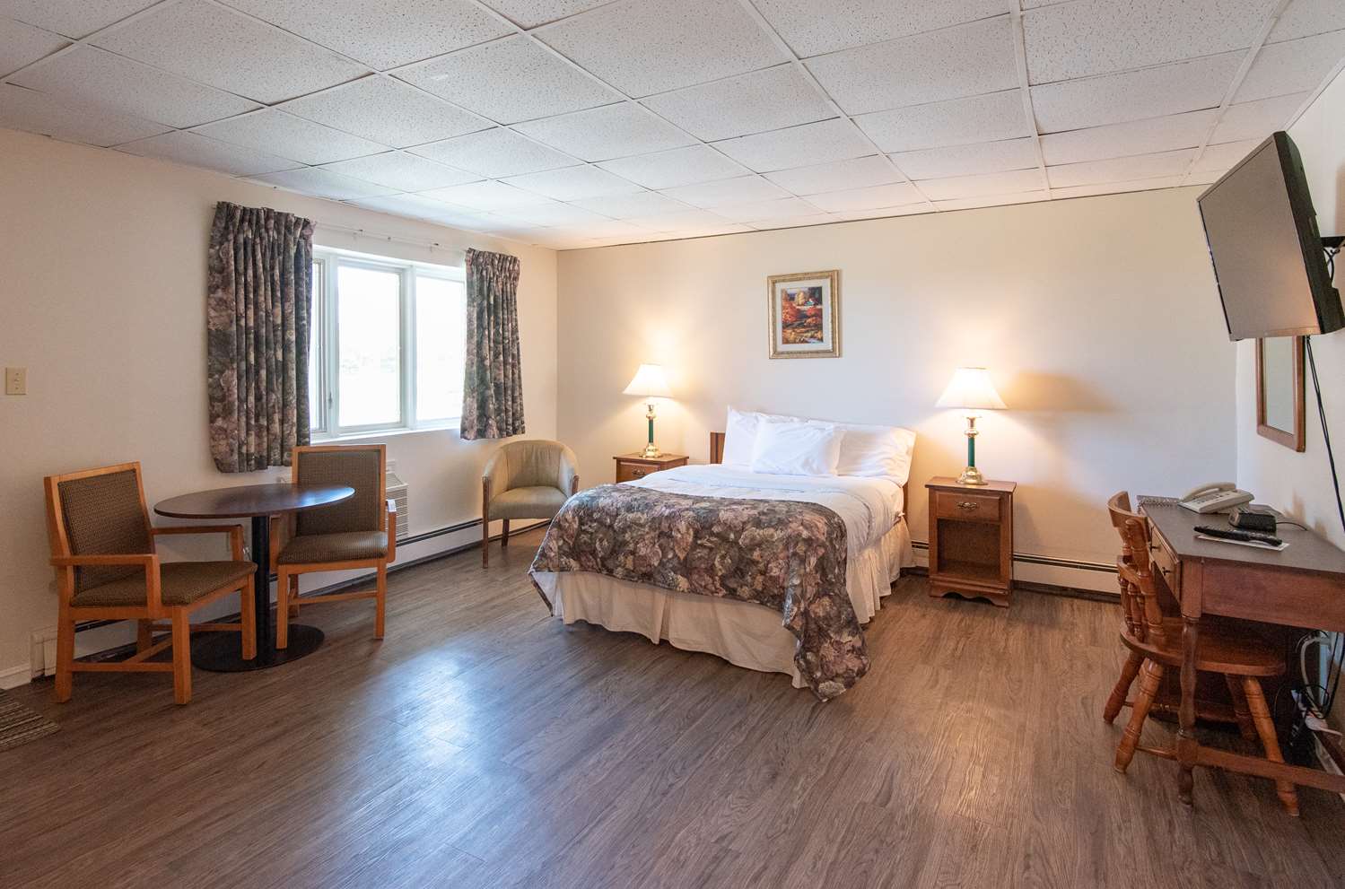Canadas Best Value Inn & Suites Summerside, PE See Discounts
