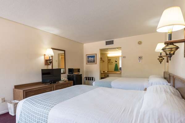  - Americas Best Value Inn by the River Hot Springs