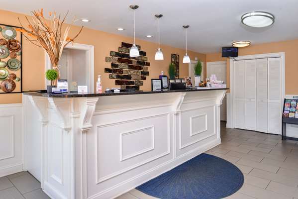  - Americas Best Value Inn & Suites Chattanooga - I-24, Exit 175