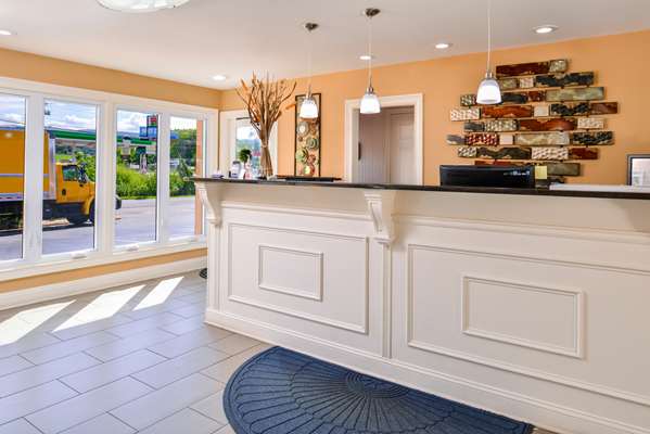  - Americas Best Value Inn & Suites Chattanooga - I-24, Exit 175